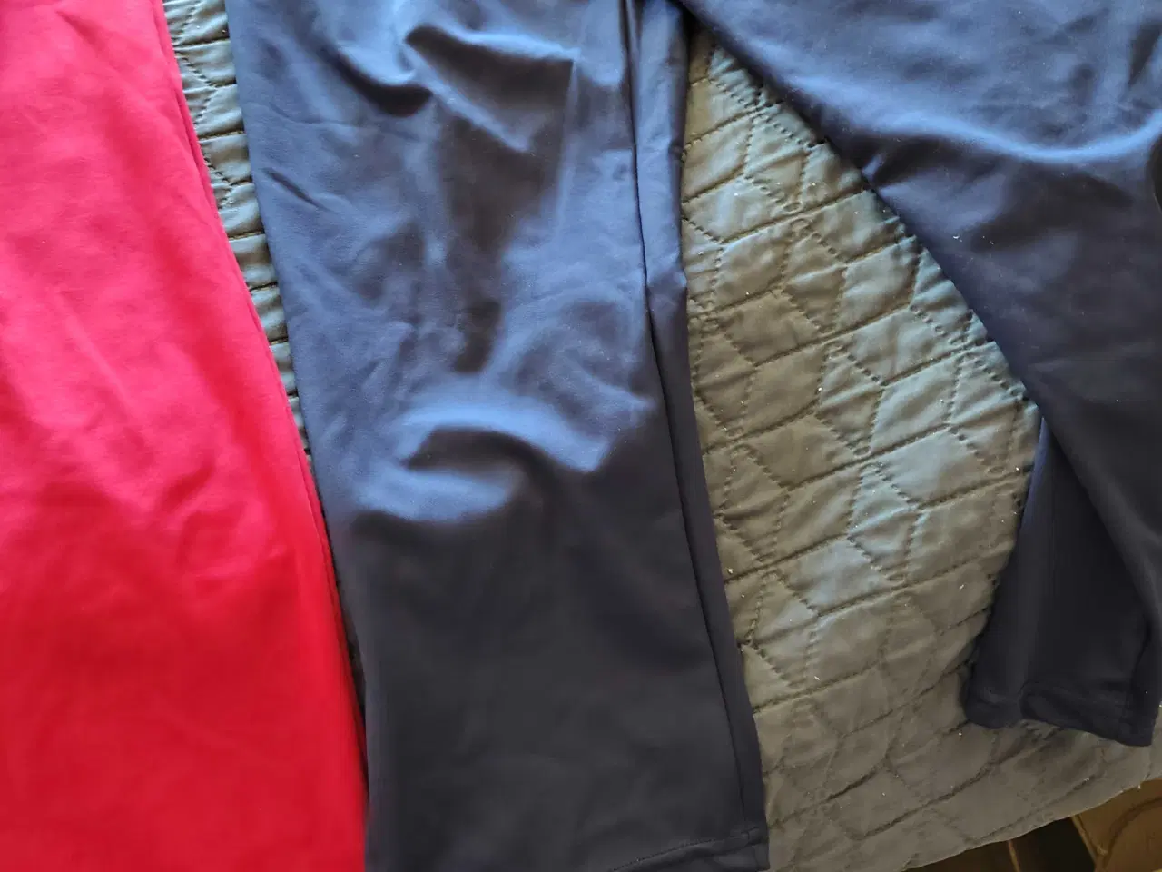 Billede 1 - Leggings 4stk sælges.