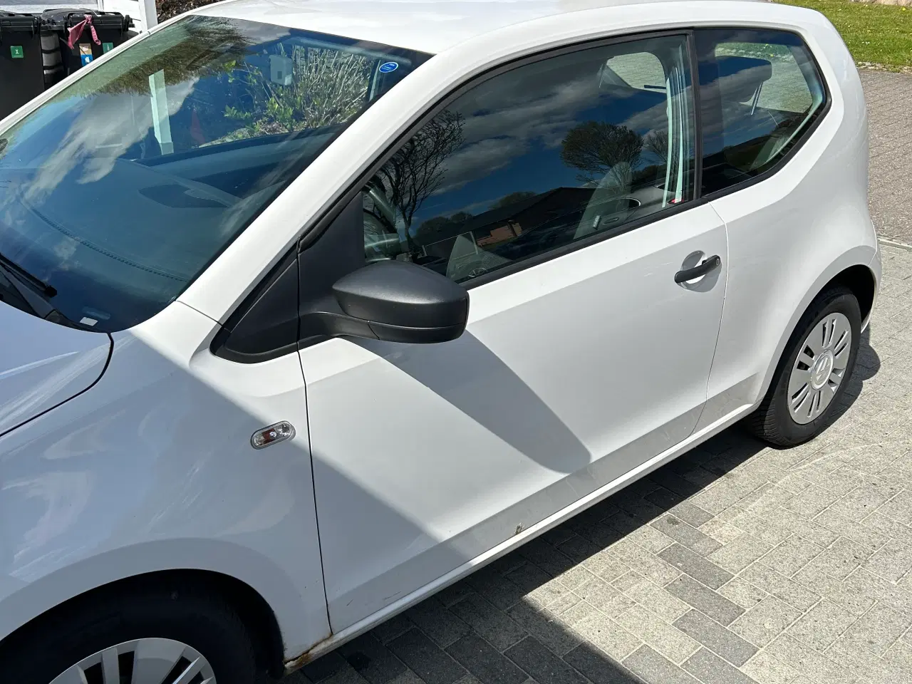Billede 2 - NYSYNET - Volkswagen UP!