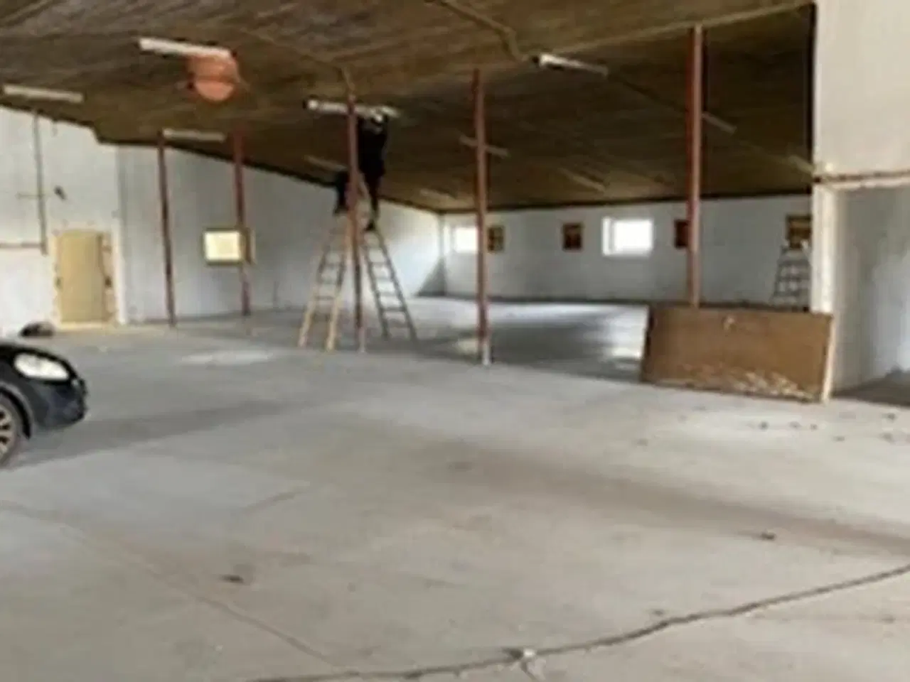 Billede 1 - 300 - 1200m2 lager til leje på Dalvej, Bjerre, Hornsyld