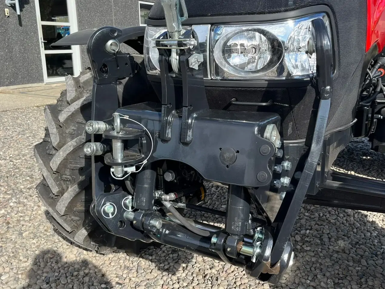 Billede 3 - Case IH Farmall 75 A Med frontlift og vendegear og brede hjul.