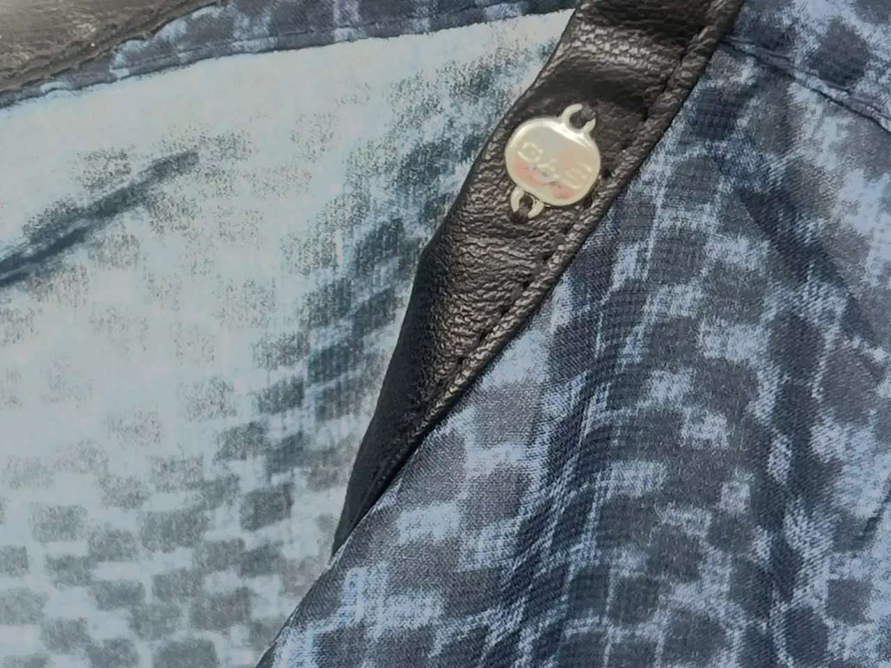 Billede 3 - GASJEANS Bluse transparent navyblue Str. L 