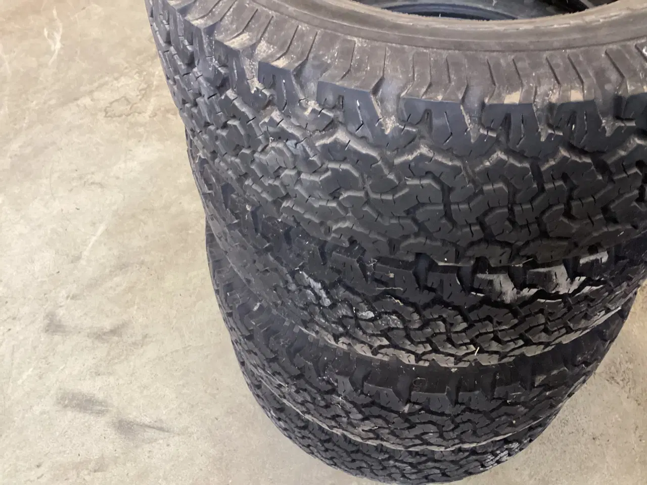 Billede 2 - Vinterhjul 235/70 R16