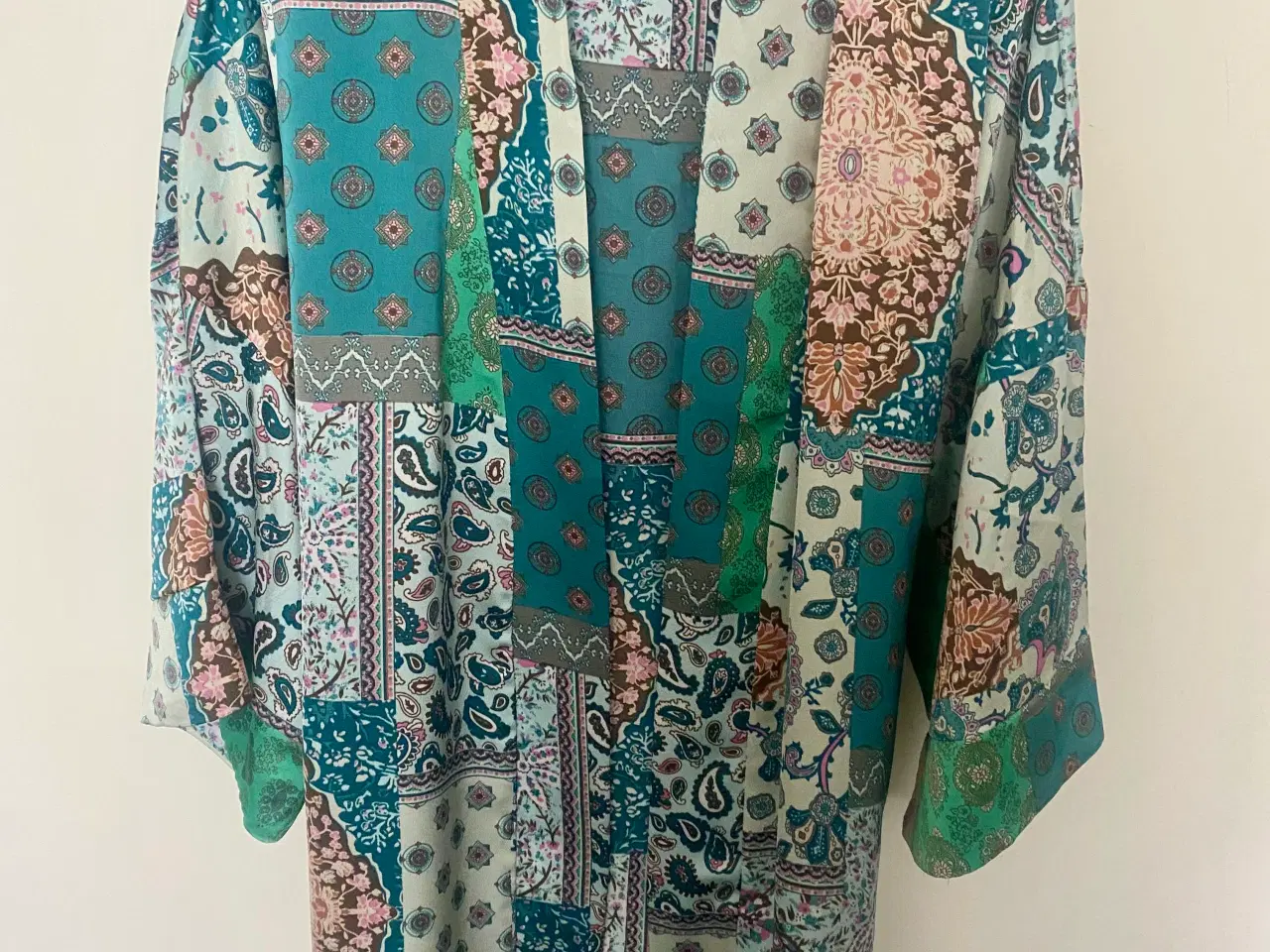 Billede 2 - Flot kimono str. XL