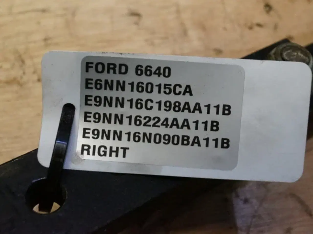 Billede 2 - Ford 6640 Skærm H. E9NN16015CA