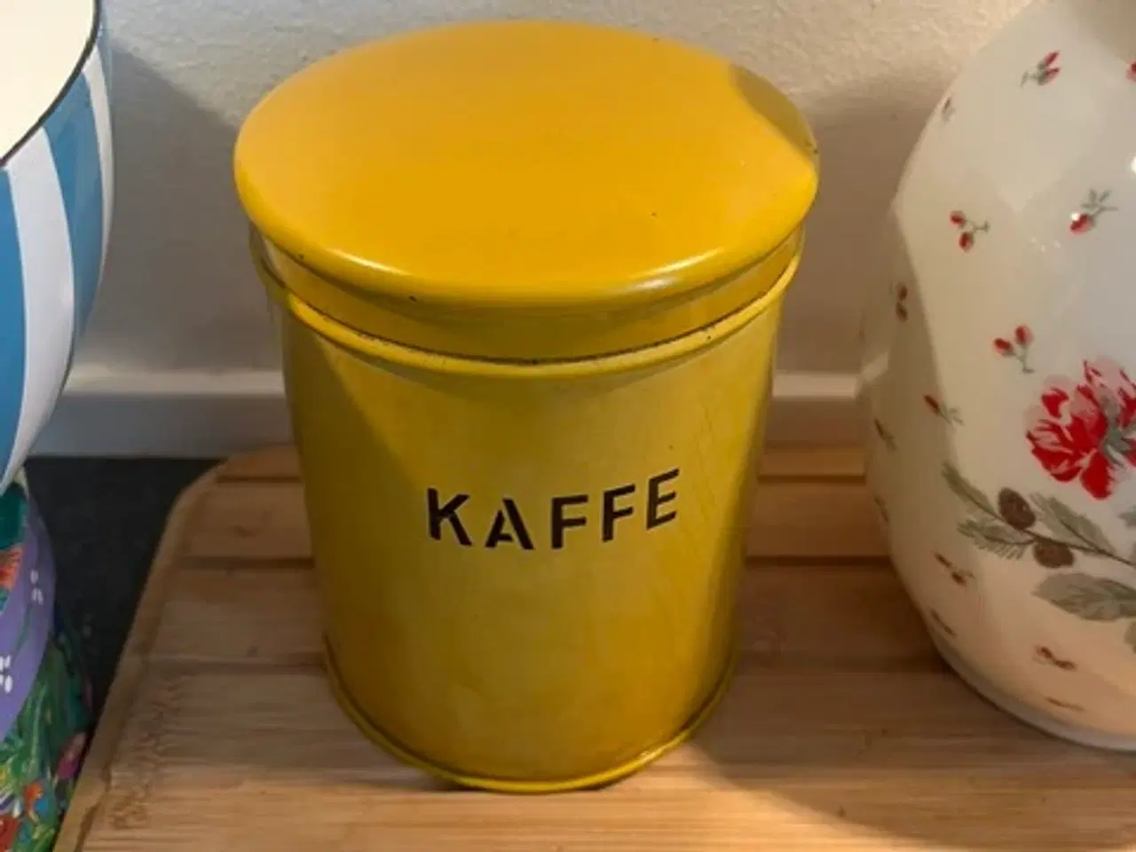 Billede 1 - Charmerende retro kaffedåse i solgul