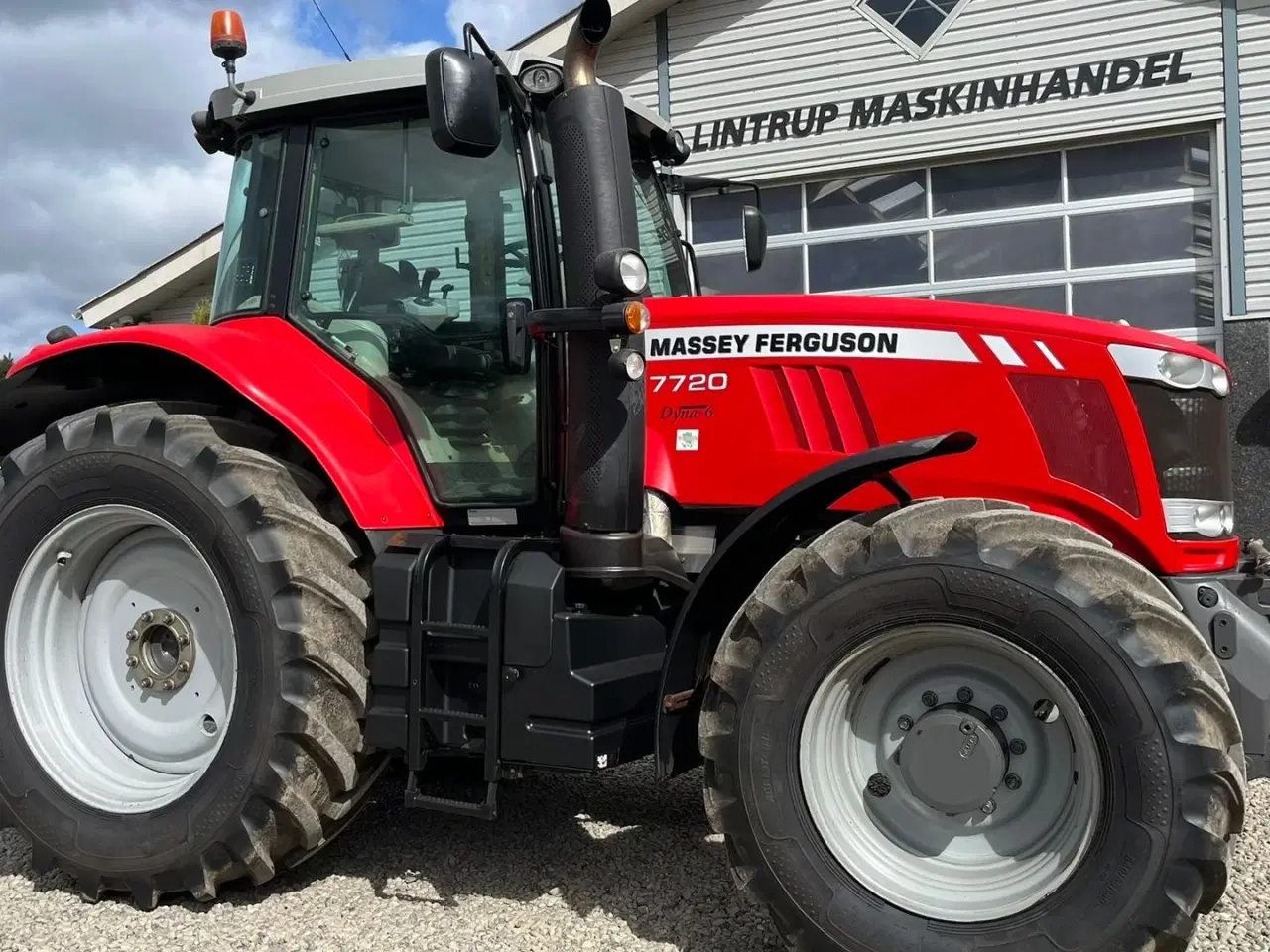 Billede 16 - Massey Ferguson 7720 Med frontlift og 4stk næsten nye dæk.