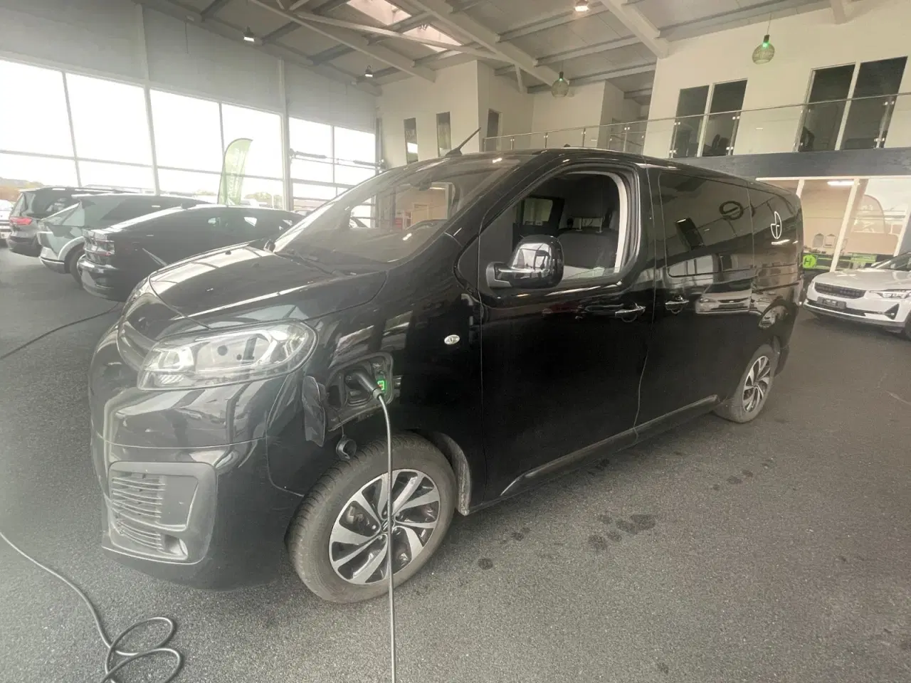 Billede 3 - Citroën ë-SpaceTourer 75 L2 Feel