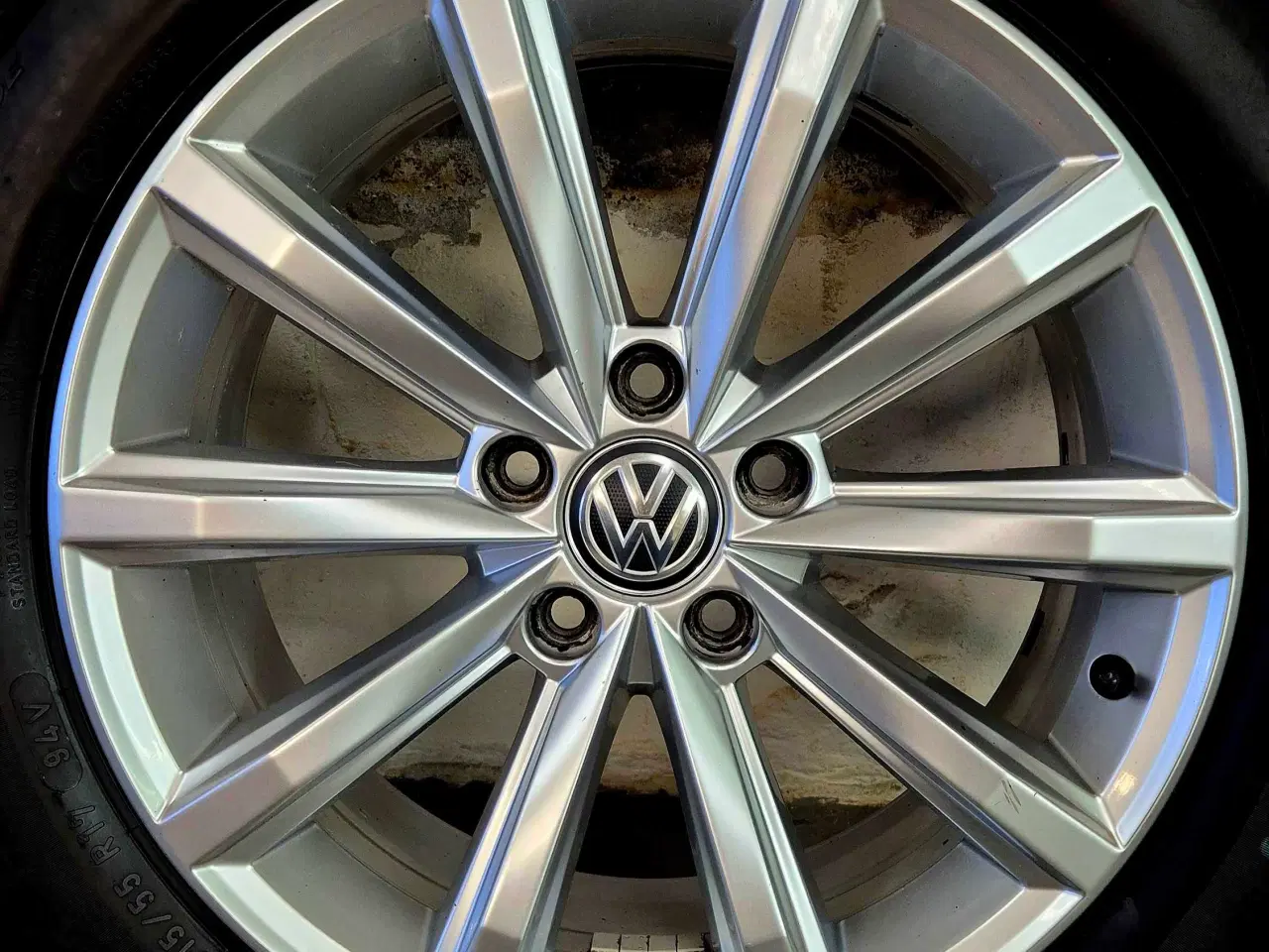 Billede 8 - VW "LONDON" MODEL ORIGINAL ALUFÆLGE MED SOMMERDÆK