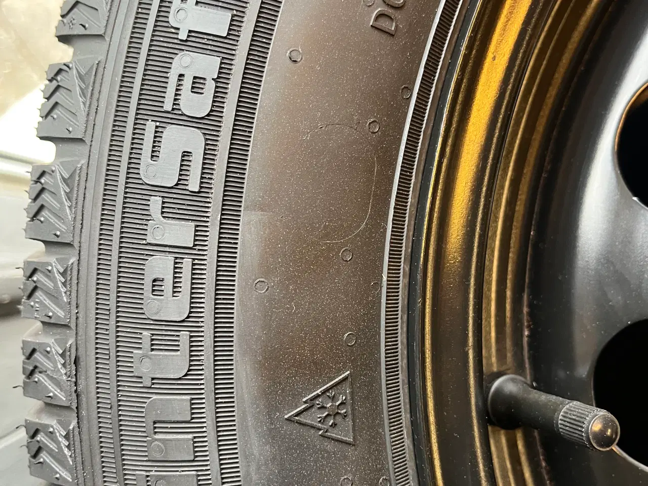 Billede 2 - Vinterhjul 205-60-16 VW.