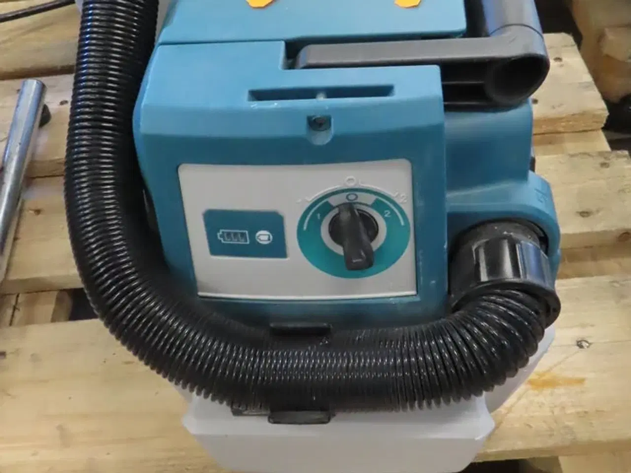 Billede 3 - Akku-støvsuger MAKITA