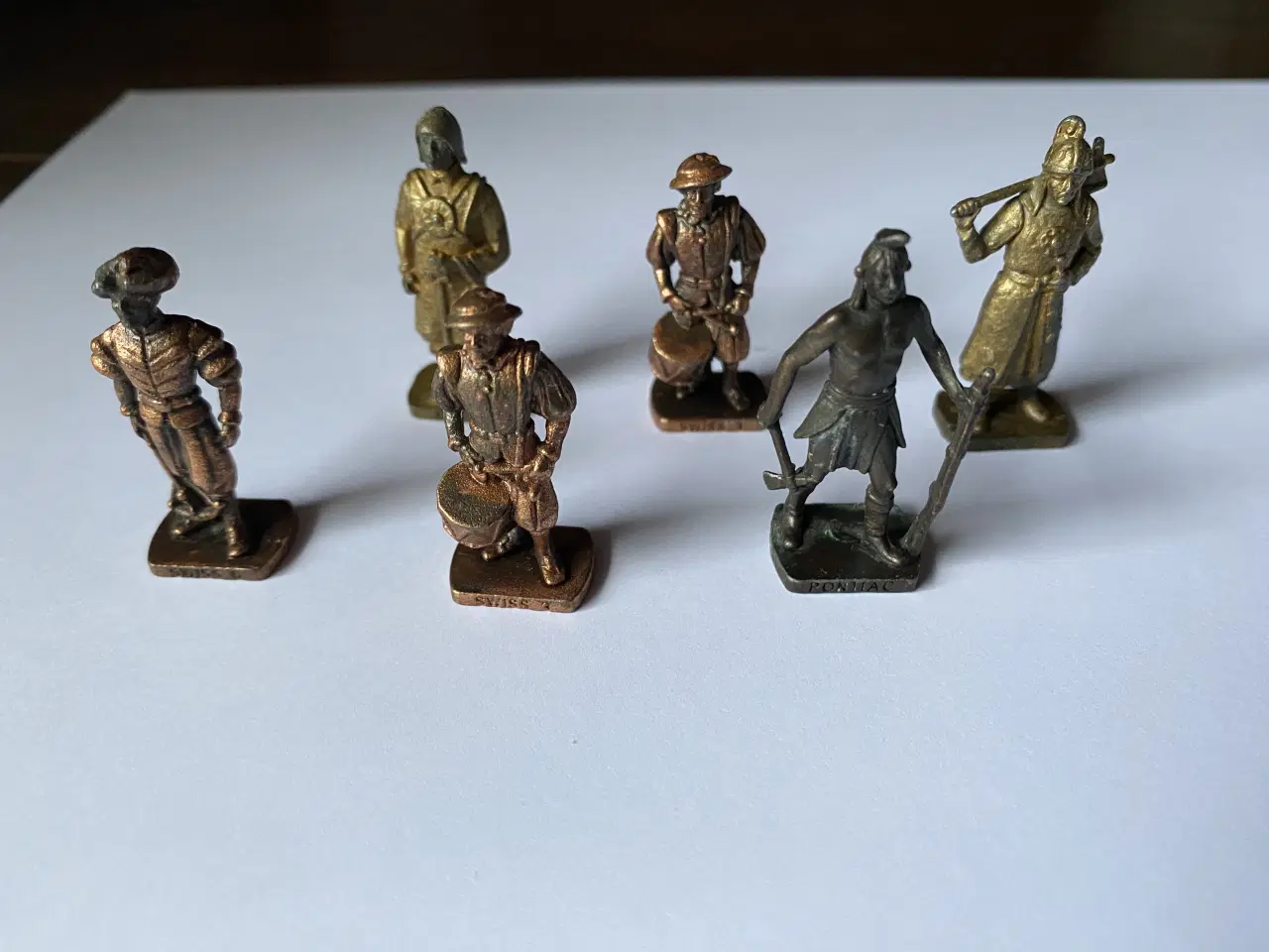 Billede 1 - 6 kinderæg metal figurer