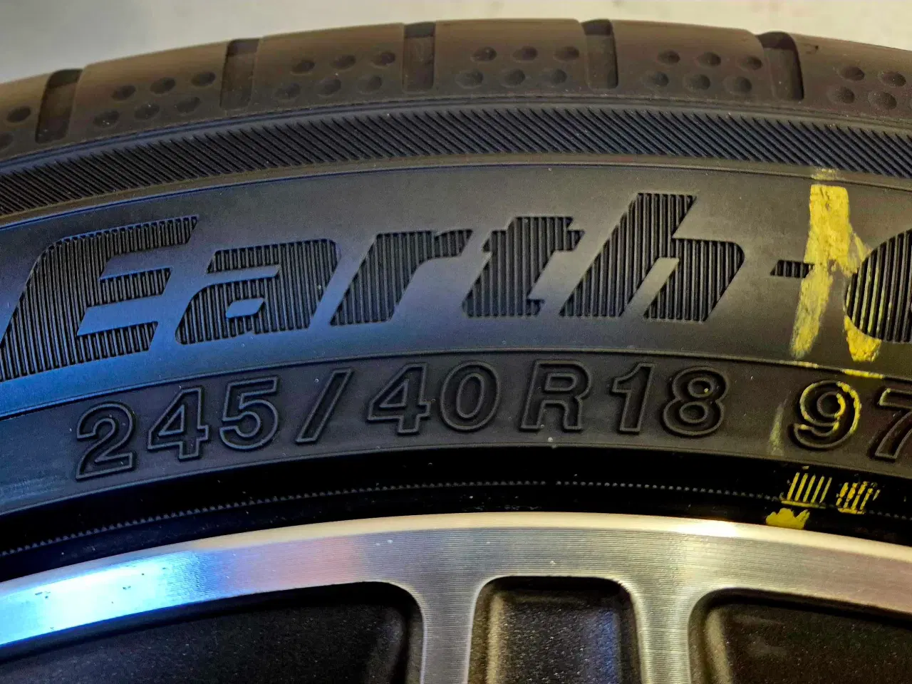 Billede 6 - MERCEDES "AMG" ORIGINAL ALUFÆLGE MED SOMMERDÆK 