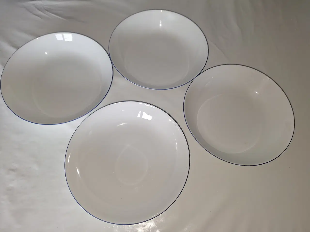 Billede 1 - Tallerkener