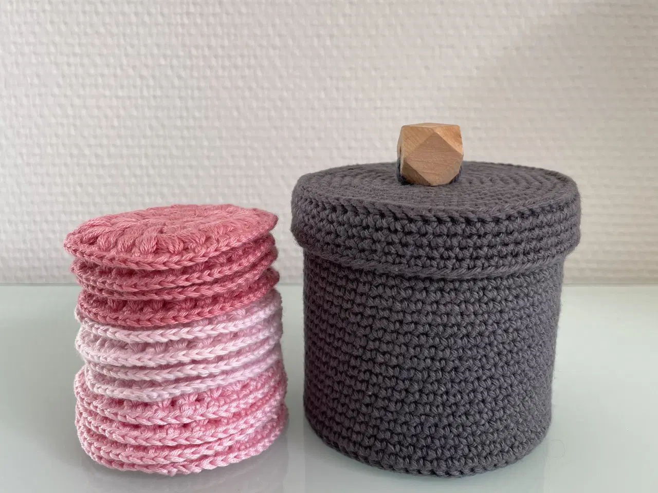 Billede 6 - Hæklede rondeller i beholder