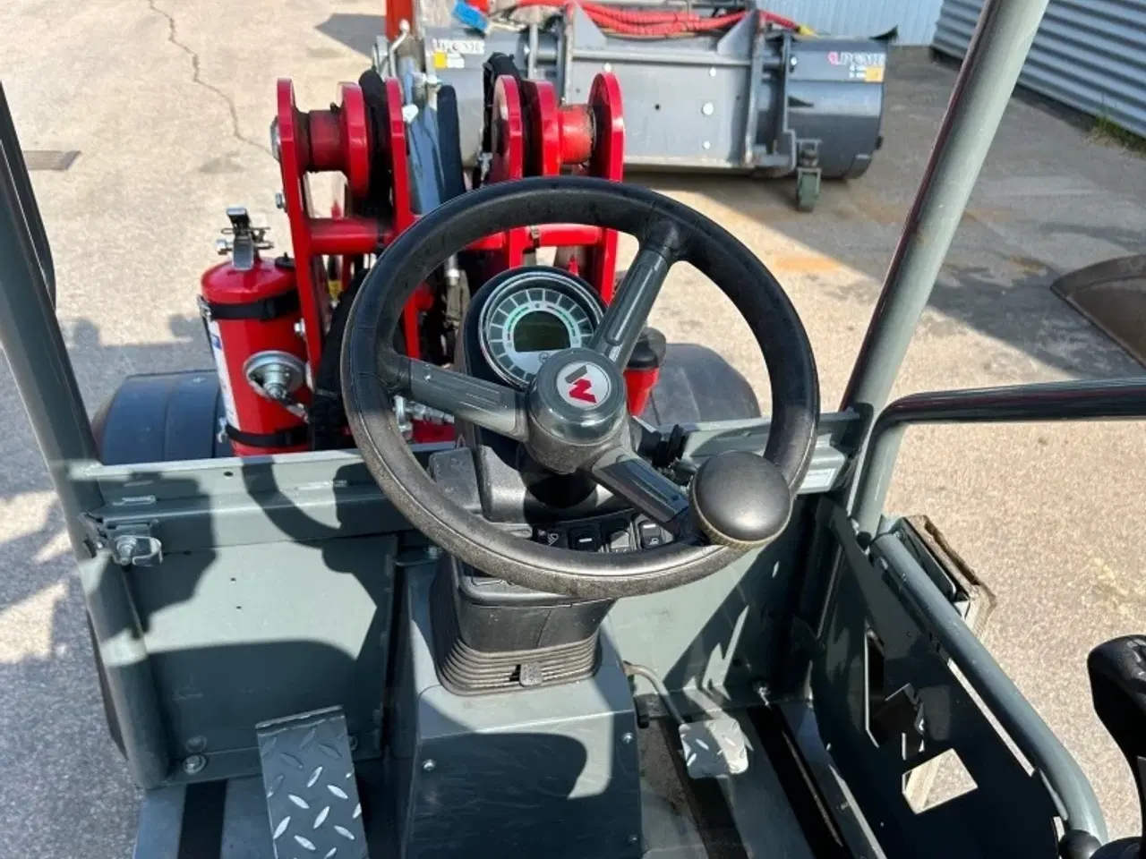 Billede 5 - Minilæsser - Weidemann1380 med 4 redskaber