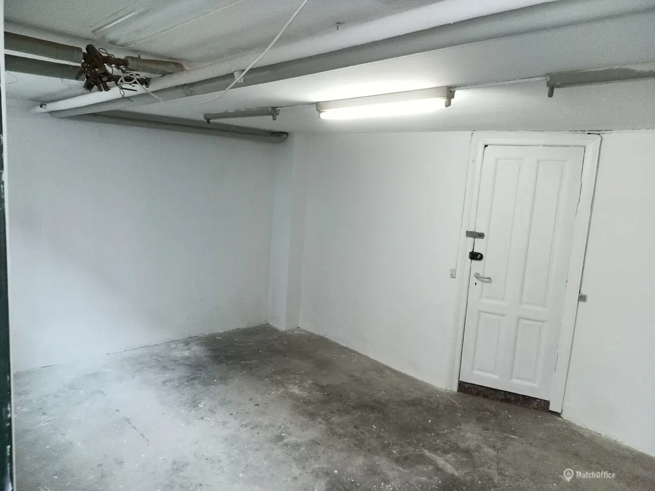 Billede 5 - Butik/håndværkerværksted eller lignende udlejes