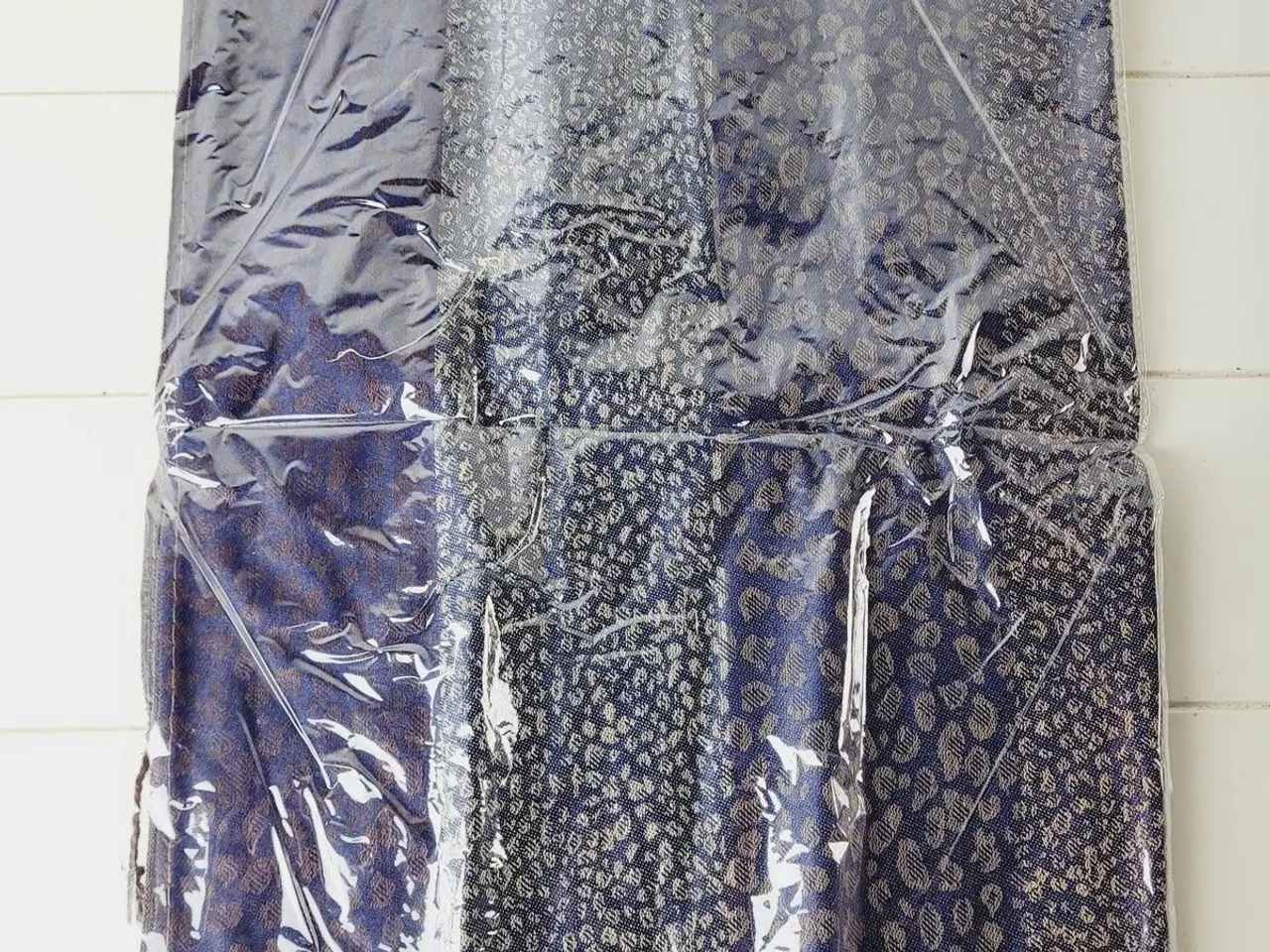 Billede 3 - ⭐️- Elegant og Blødt Pashmina Tørklæde - UBRUGT