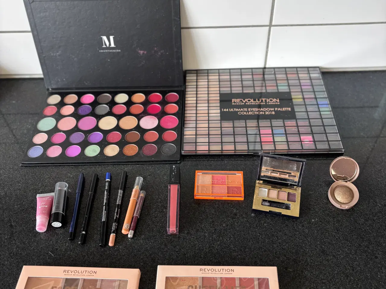 Billede 1 - Make-up til salg