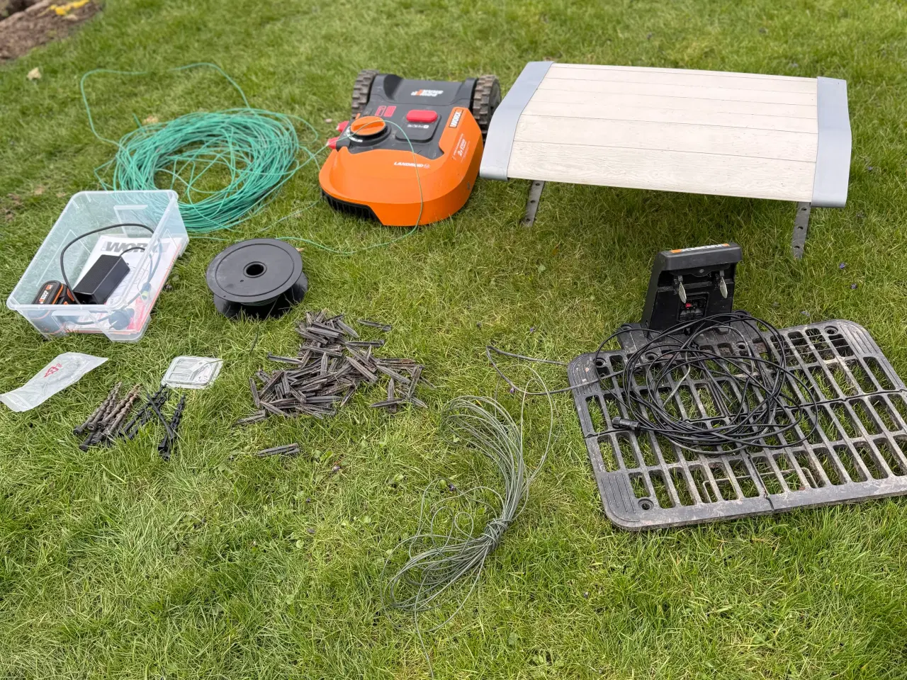 Billede 5 - Worx M500 robot plæneklipper med tilbehør sælges 