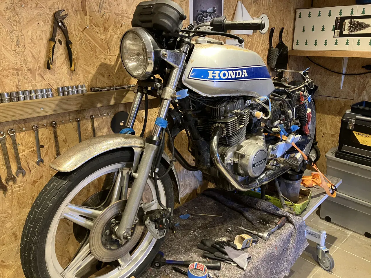 Billede 2 - Honda CB 400 1979 cafe racer projekt