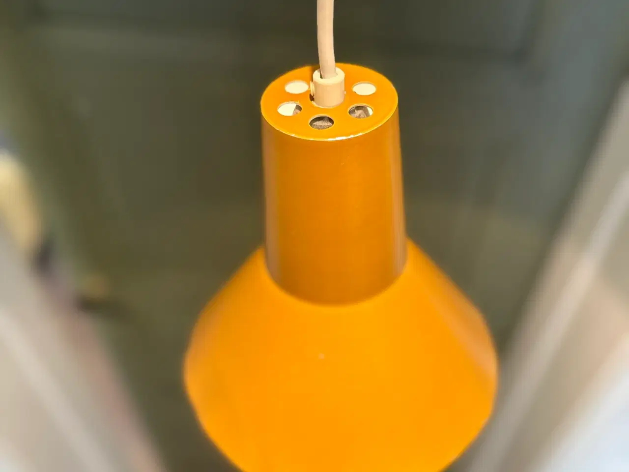 Billede 3 - Gul retro pendel / loftlampe med flot patina