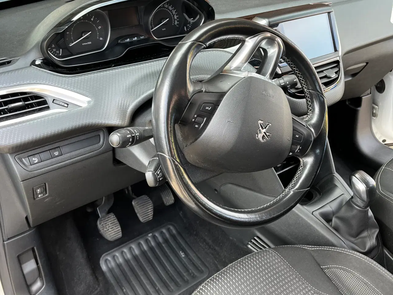 Billede 14 - Peugeot 208 Allure Sky