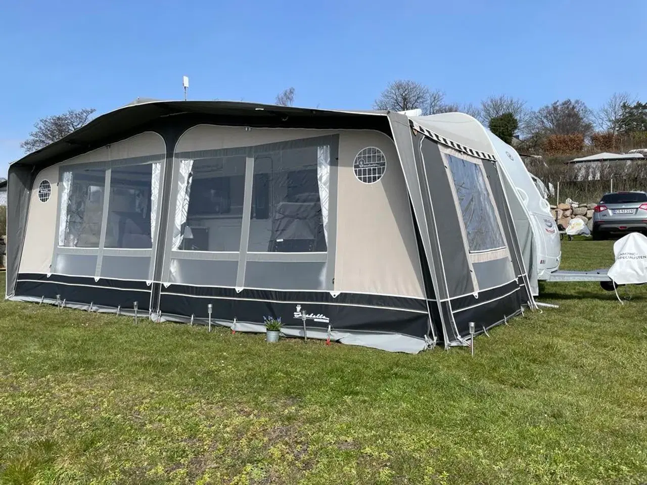 Billede 2 - Utrolig velholdt LMC 450D Style campingvogn