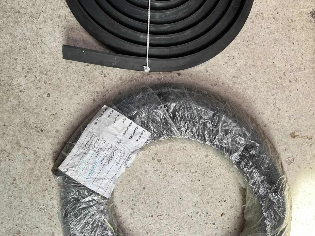 Billede 1 - Fenderliste 40x22 mm 2x5,2 M