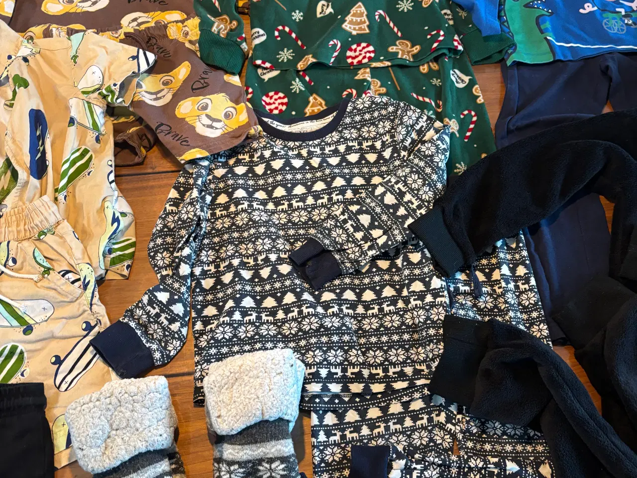 Billede 6 - Drengetøjpakke str 110-116