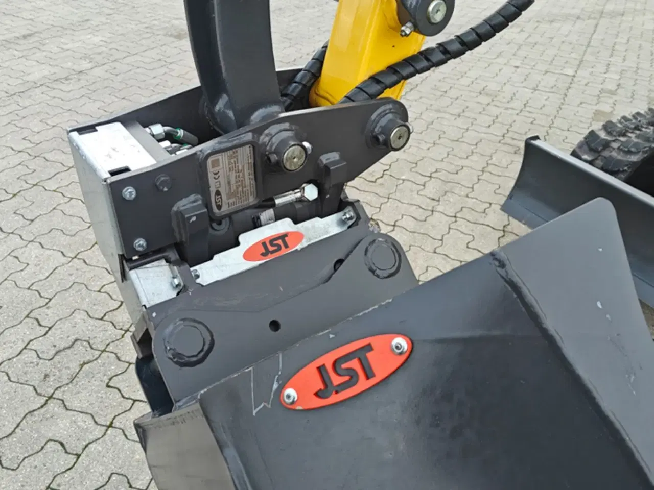 Billede 9 - New Holland E25D