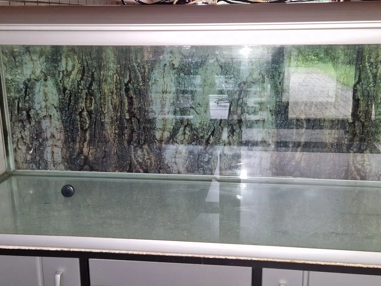 Billede 2 - Akvastabil 325 akvarie komplet med original bord