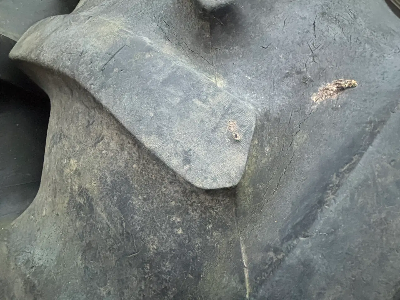 Billede 3 - Traktordæk, Goodyear, DT810, 420 70 28