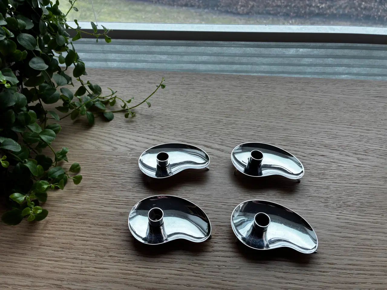 Billede 1 - 4 stk. ovale lysestager i pletsølv