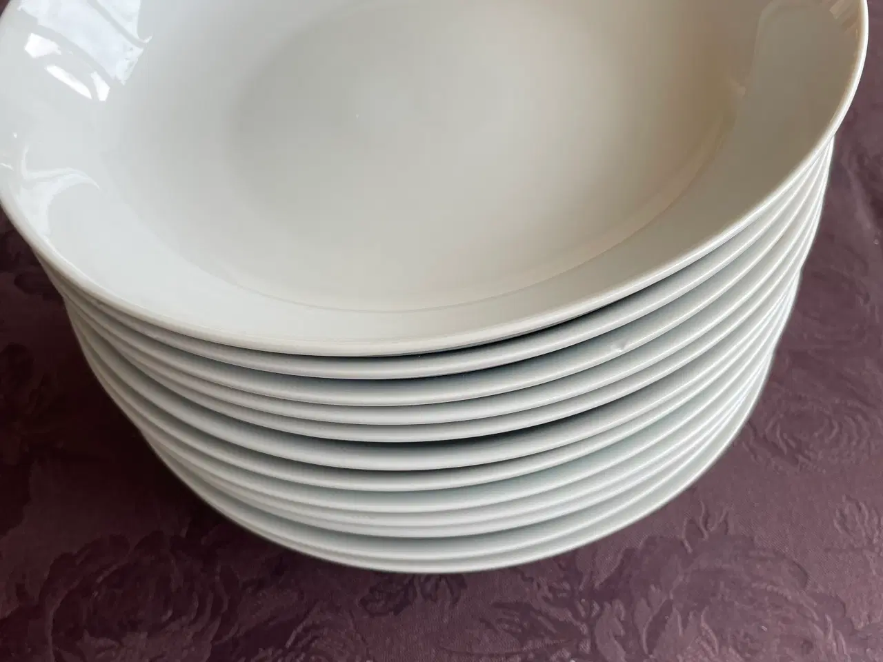 Billede 2 - Billigt porcelæn og glasskål og -lagkagefas