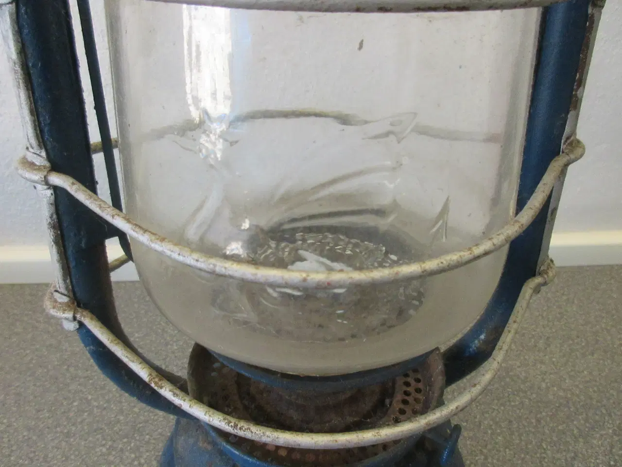 Billede 3 - Meget gammel flagermuslygte / olielampe