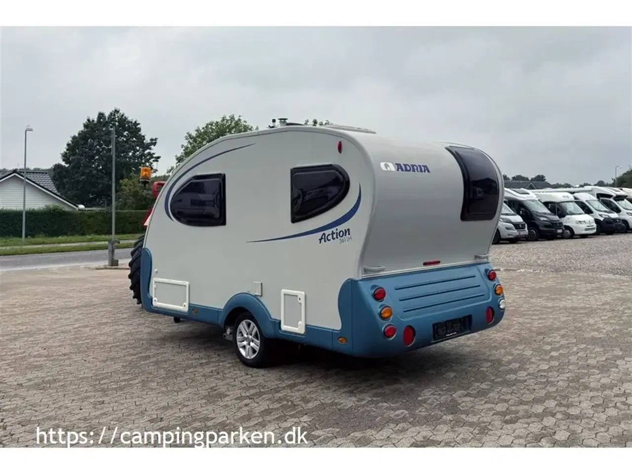 Billede 9 - 2010 - Adria Action 361 LH   Super fin lille rejsevogn med fortelt og mover