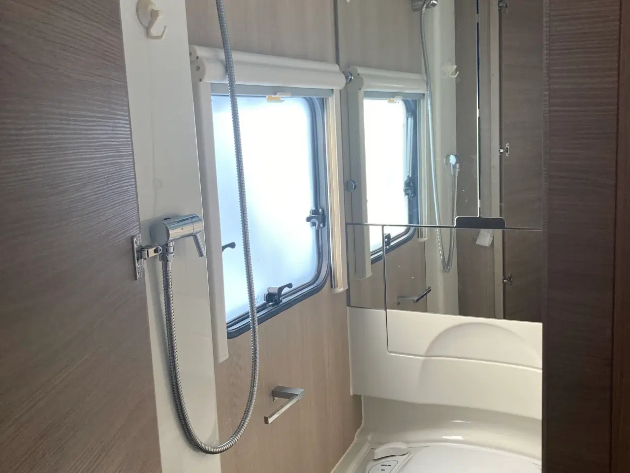 Billede 10 - Lækker nyere campingvogn 