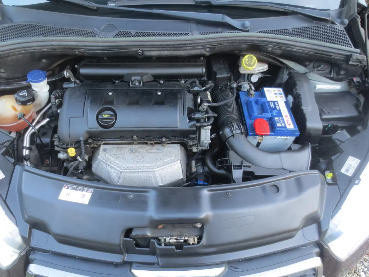 Billede 18 - Peugeot 208 1.4 i 95 Hk. År 2012. 