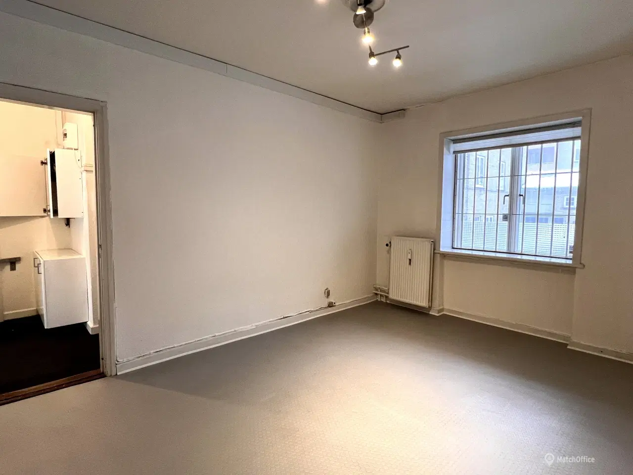 Billede 9 - Fint butikslokale beliggende centralt i Øgaden. Aalborg!