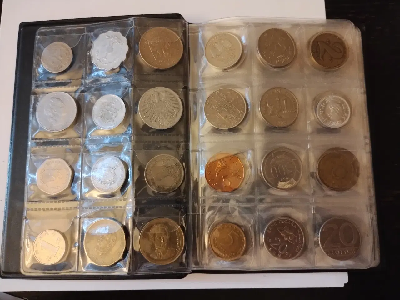Billede 5 - 83 forskellige mønter fra 83 forskellige lande 