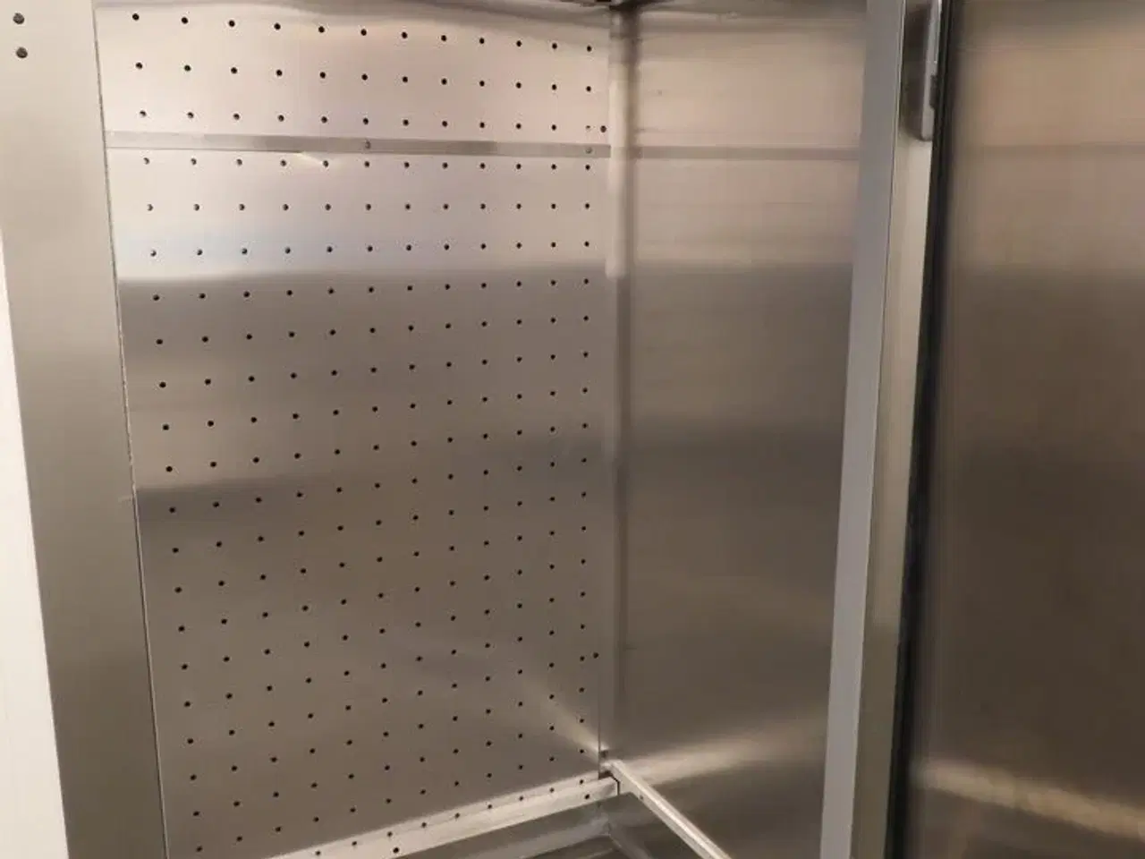 Billede 5 - Hæveskab FOSTER