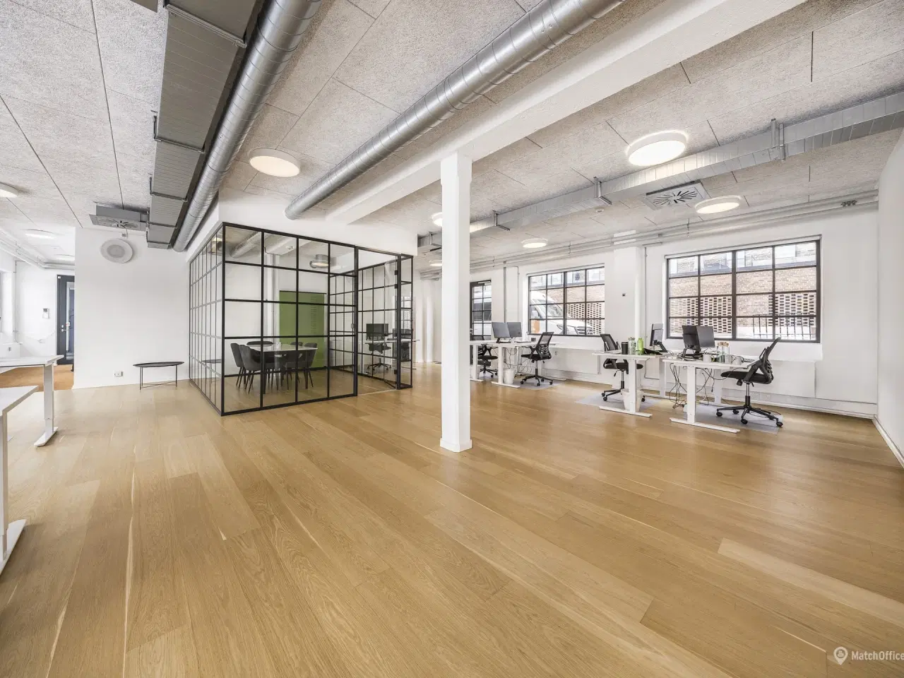 Billede 1 - 237 m² lyst og nyistandsat kontor centralt i Søborg