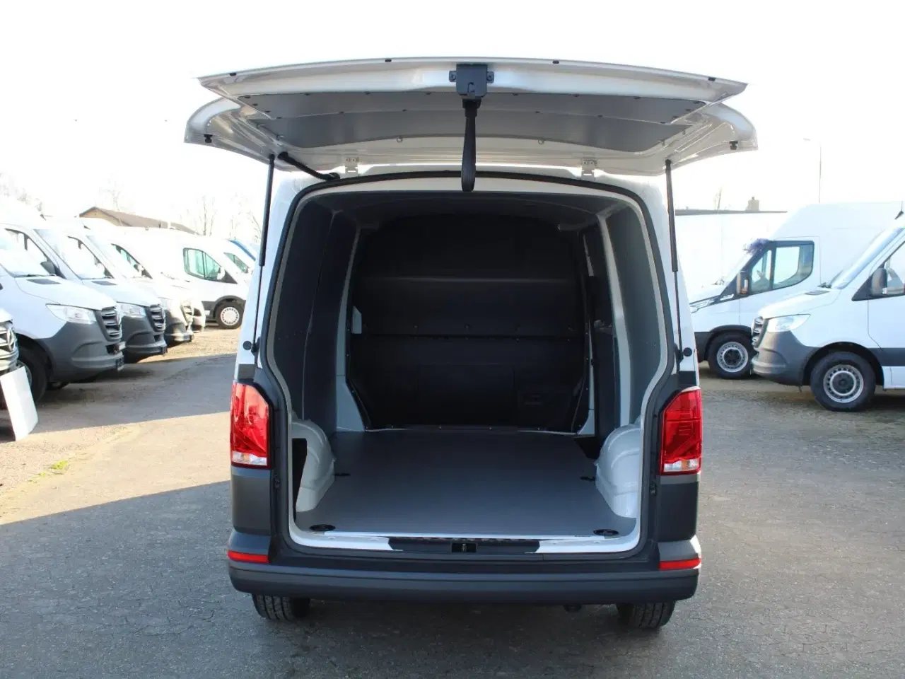 Billede 9 - VW Transporter 2,0 TDi 150 Kassevogn DSG lang