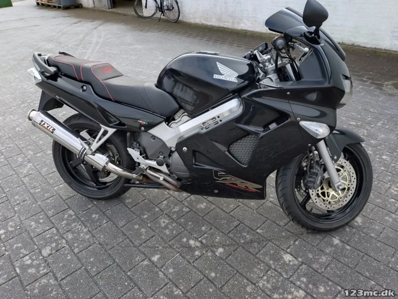 Billede 1 - Honda VFR 800 F