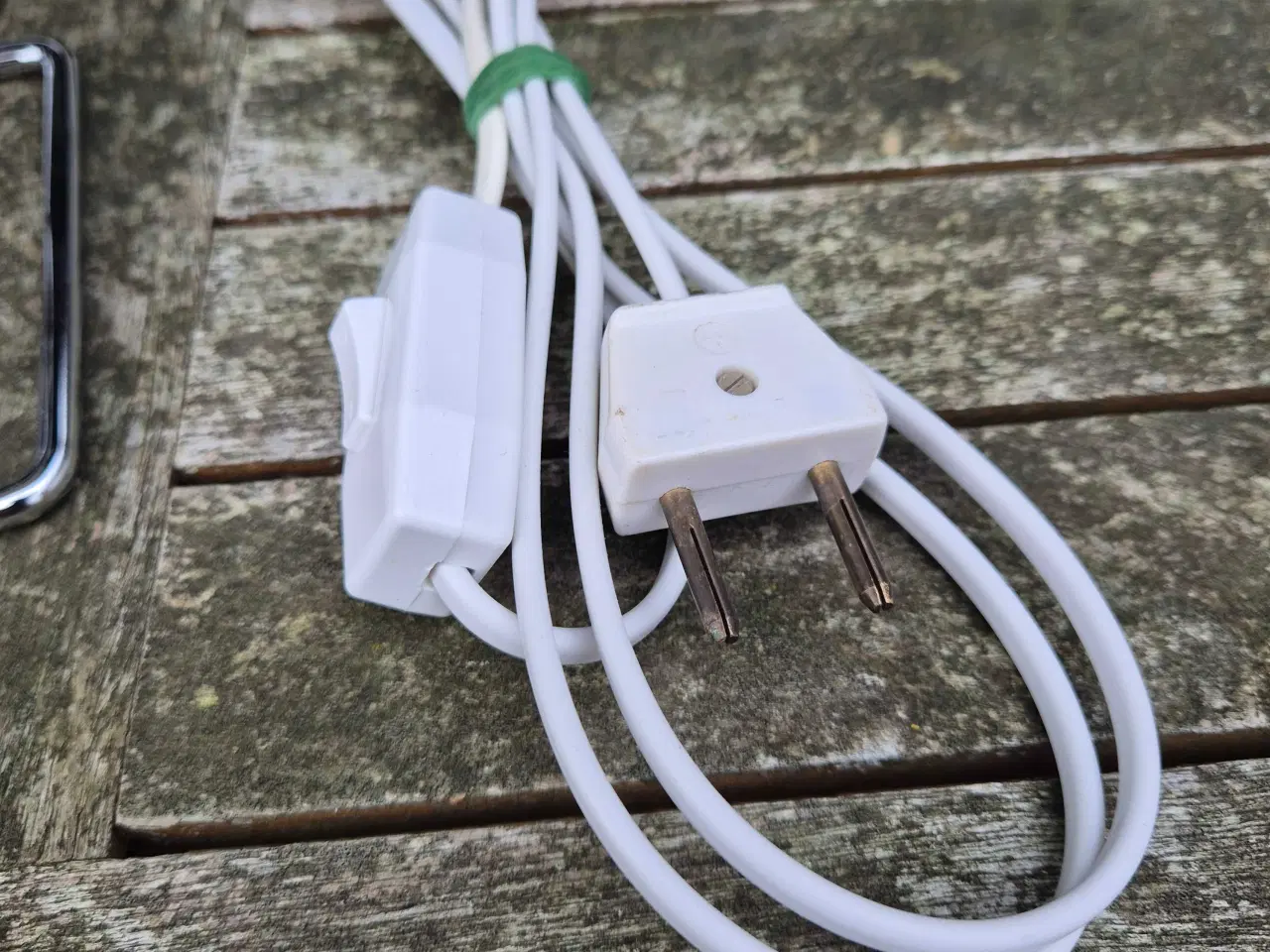 Billede 11 - Herlig bordlampe med hvid kugleskærm