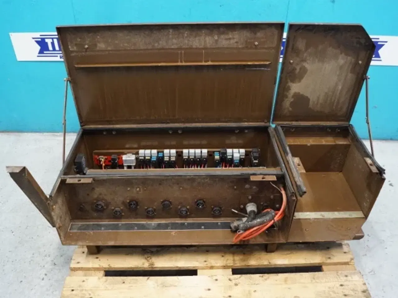 Billede 13 - Dronningborg D8900 El-skab 28780969