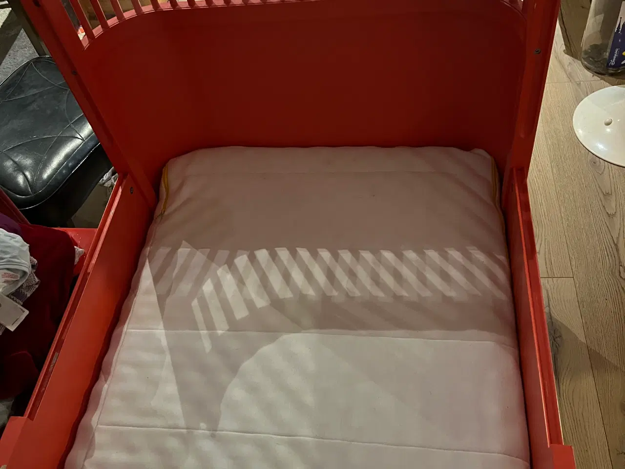 Billede 3 - Juno seng (lille Per seng)