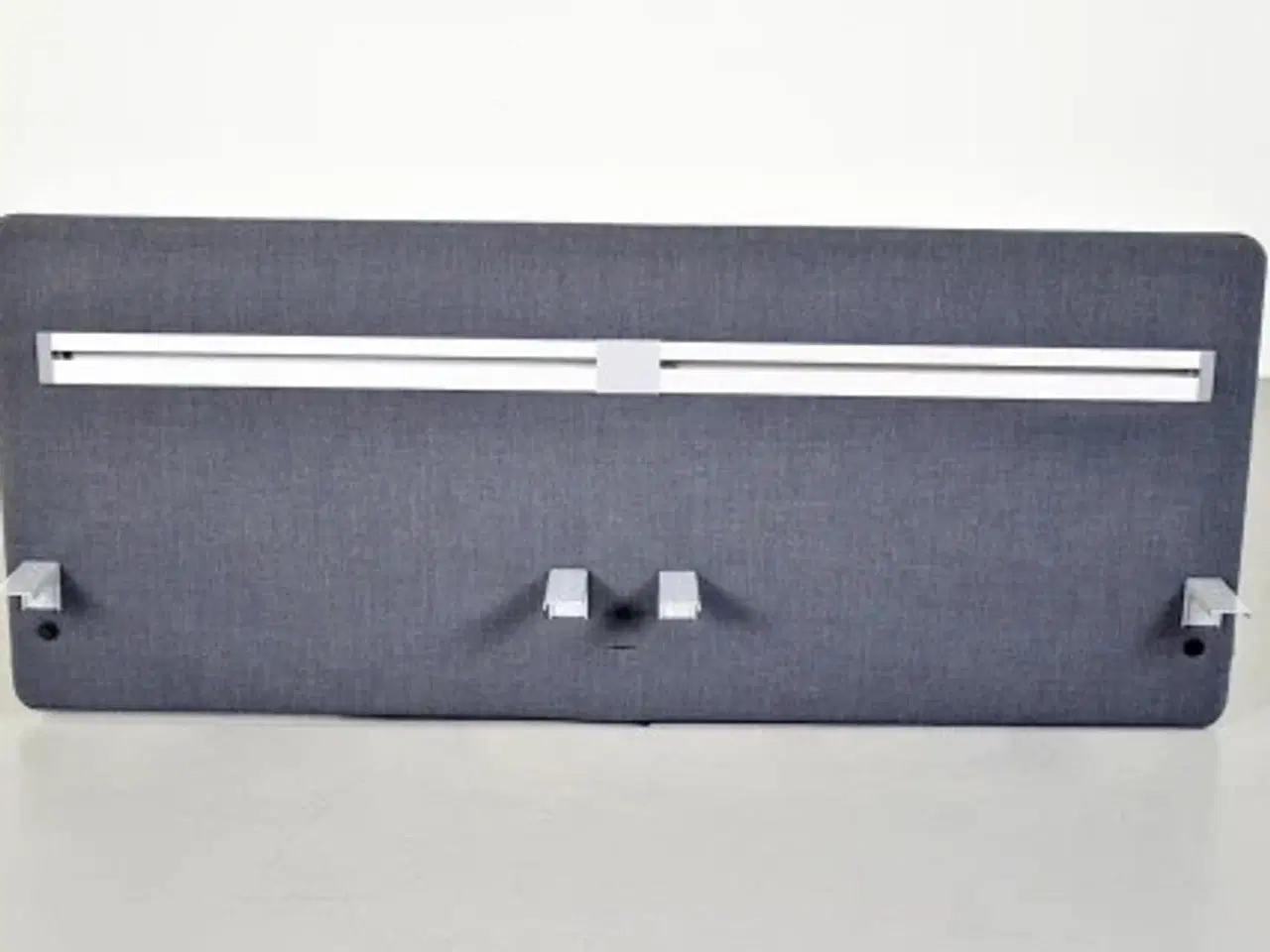Billede 3 - Götessons bordskærm i grå og aluminium, 160 cm.