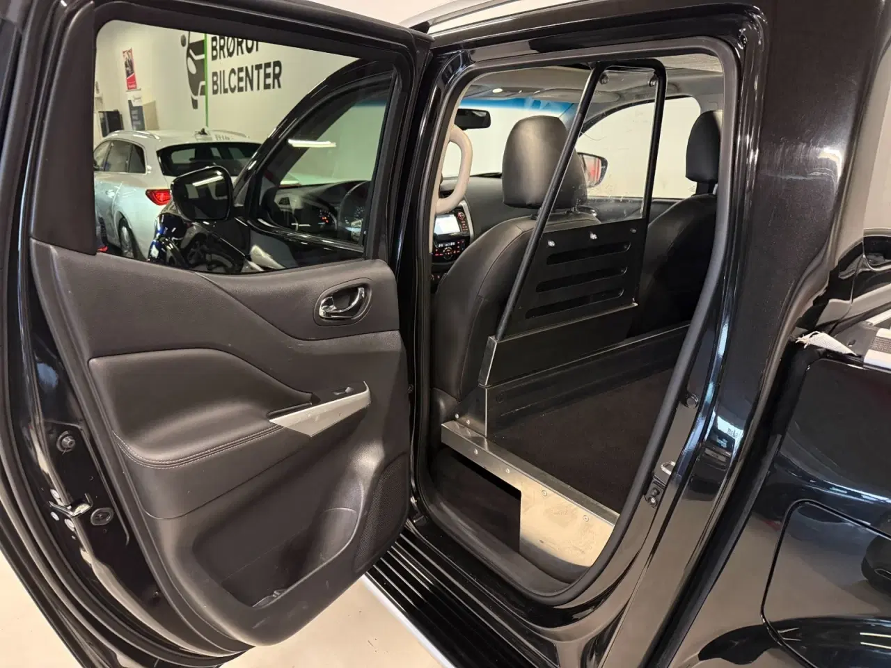 Billede 5 - Nissan Navara 2,3 dCi 190 Db.Kab Tekna aut.