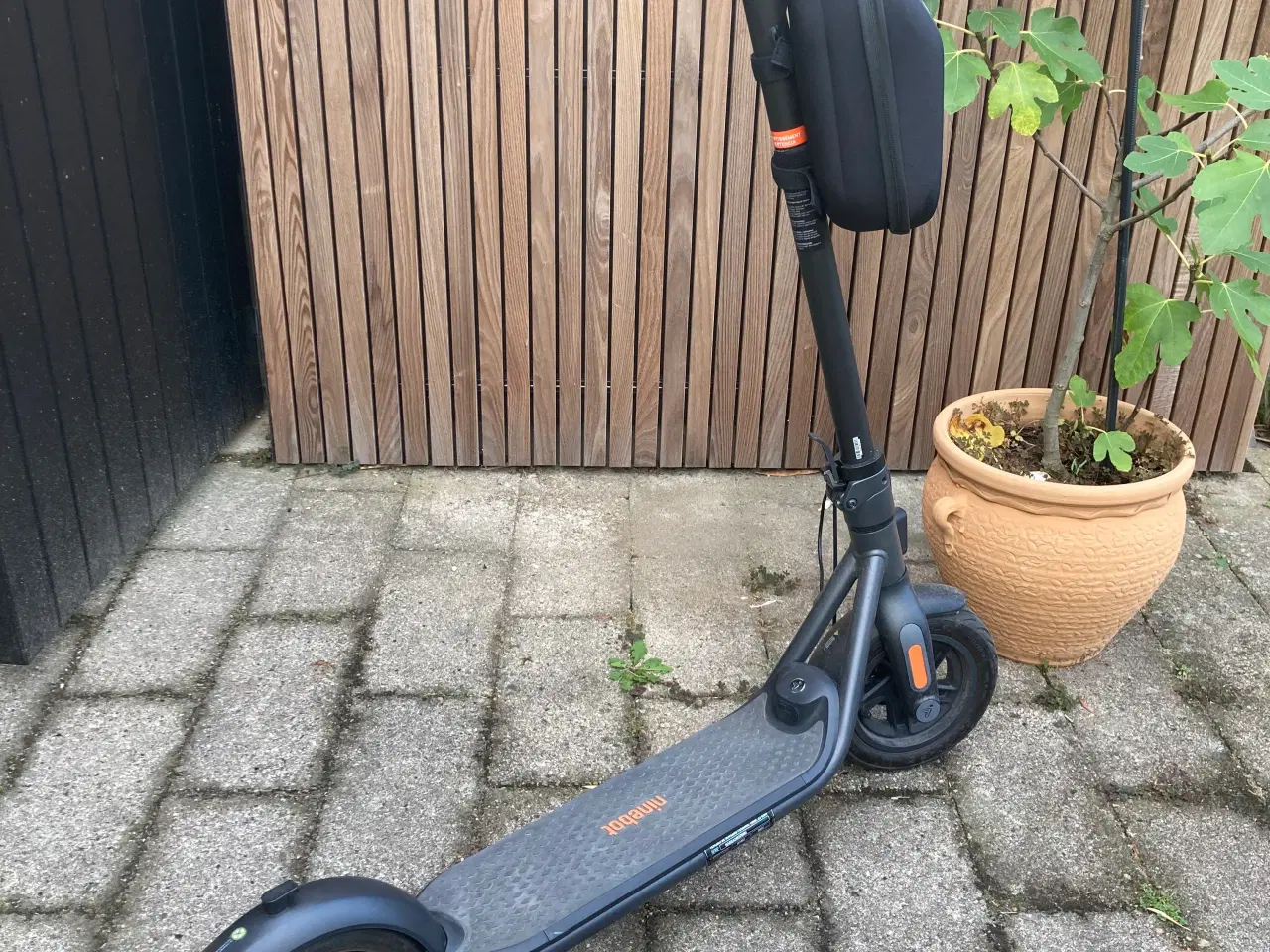 Billede 2 - Ninebot by segway el-løbehjul